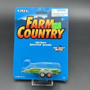 1995 Ertl Farm Country John Deere Hyde-Push Spreader Diecast 1:64